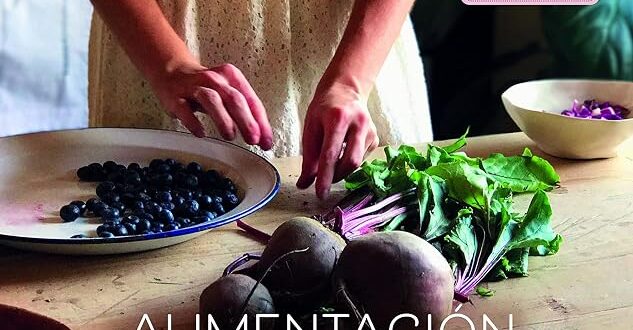 Alimentación y salud femenina, de Marta León