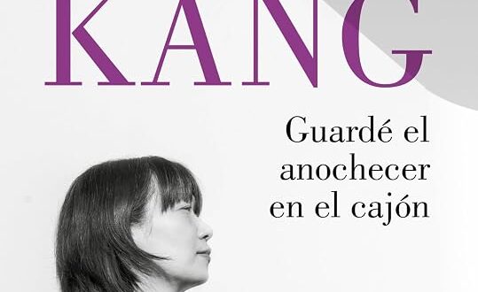 Guardé el anochecer en el cajón