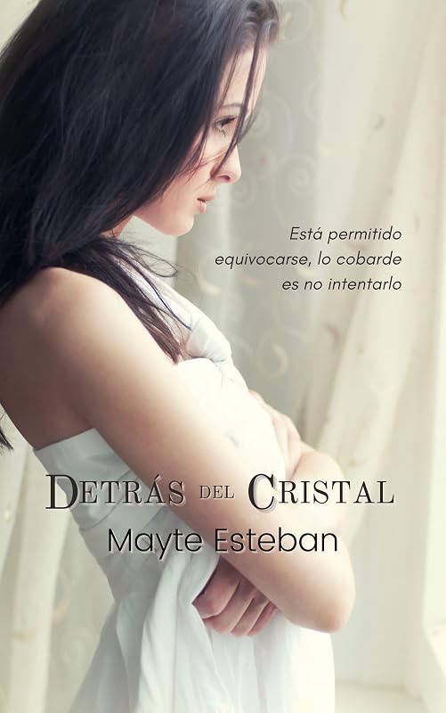 DETRÁS DEL CRISTAL